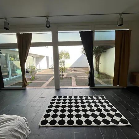 Apartment Hideaway
