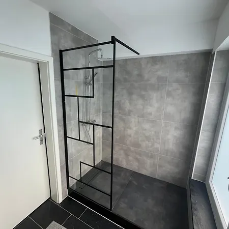 شقة Hideaway ليفركوزن